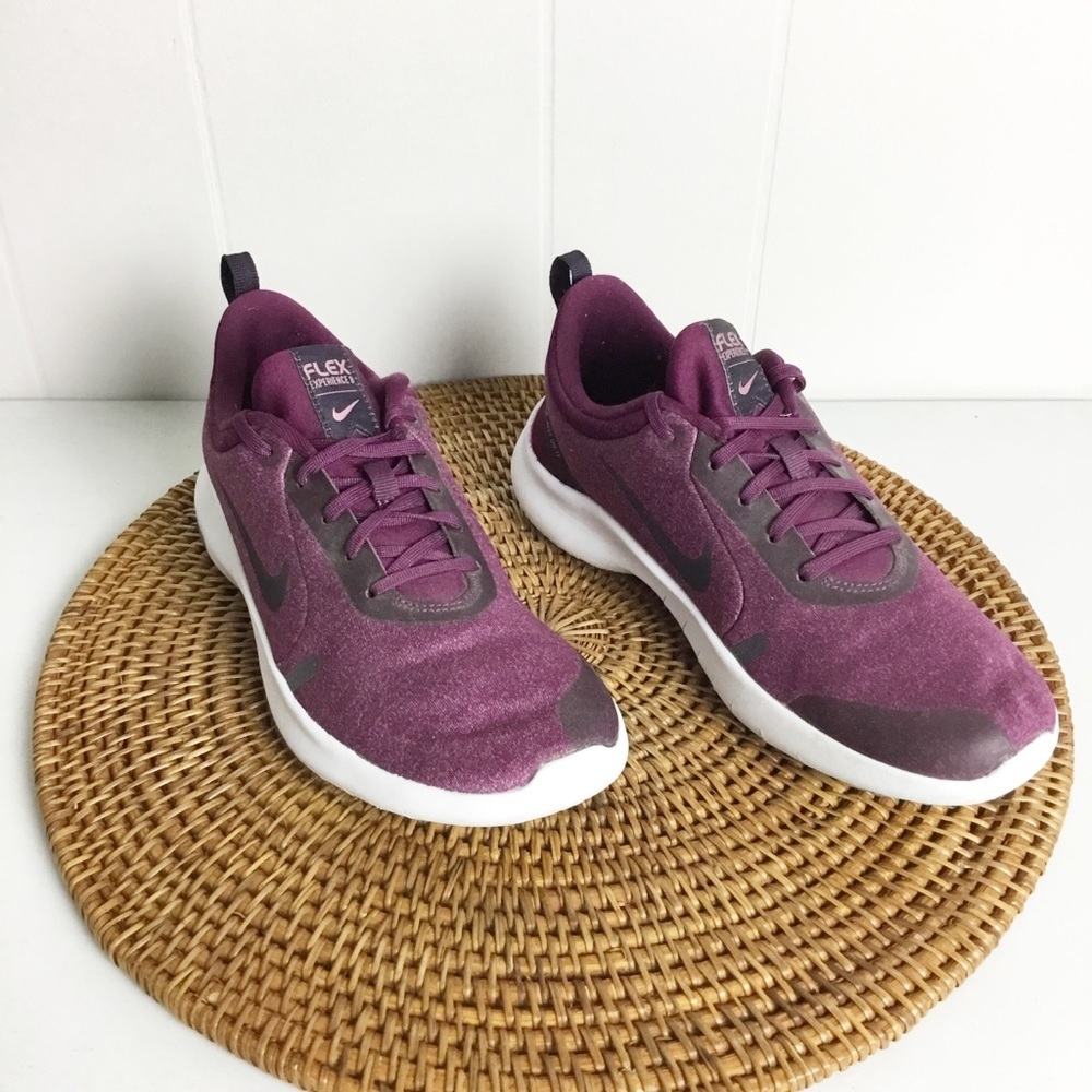 Nike Women’s Flex Experience Size 8 Bordeaux/Burgundy Ash